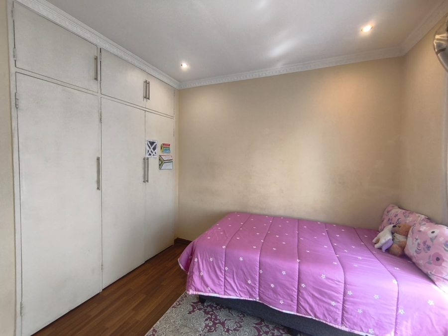 4 Bedroom Property for Sale in Brackenhurst Gauteng