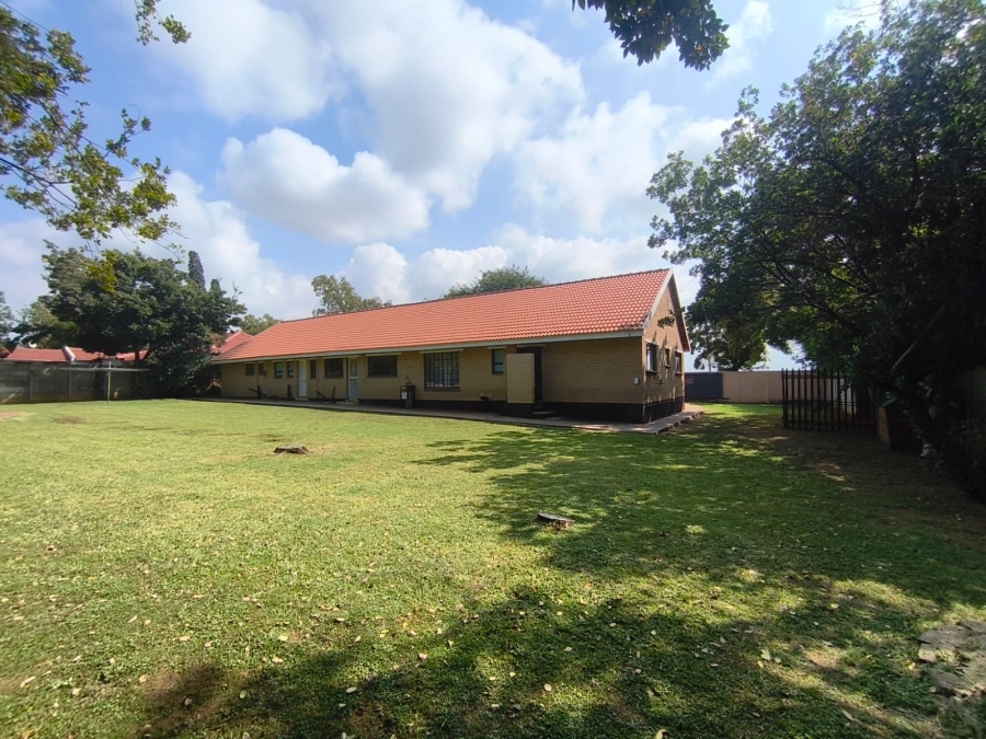4 Bedroom Property for Sale in Brackenhurst Gauteng