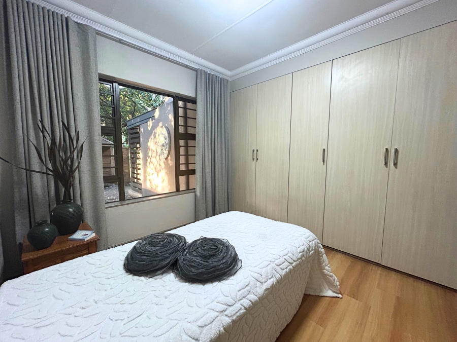 4 Bedroom Property for Sale in Rooihuiskraal Gauteng