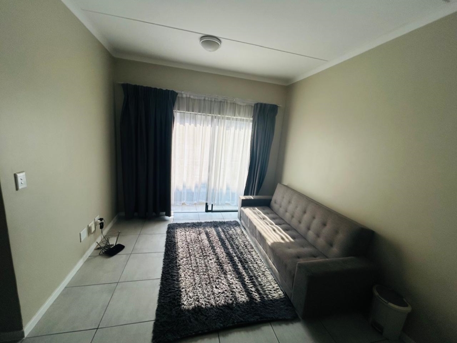 1 Bedroom Property for Sale in Grand Central Gauteng
