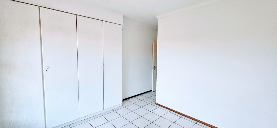 3 Bedroom Property for Sale in Three Rivers Proper Gauteng