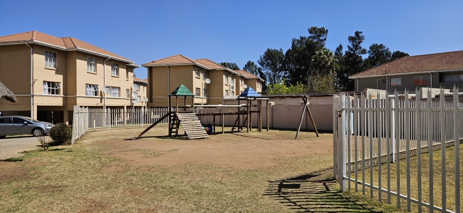 3 Bedroom Property for Sale in Three Rivers Proper Gauteng