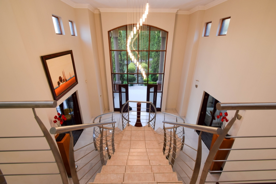 4 Bedroom Property for Sale in Cornwall Hill Gauteng