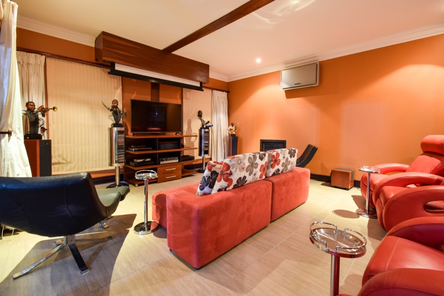 4 Bedroom Property for Sale in Cornwall Hill Gauteng