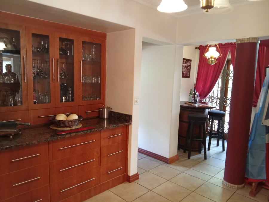 3 Bedroom Property for Sale in Roodekrans Gauteng