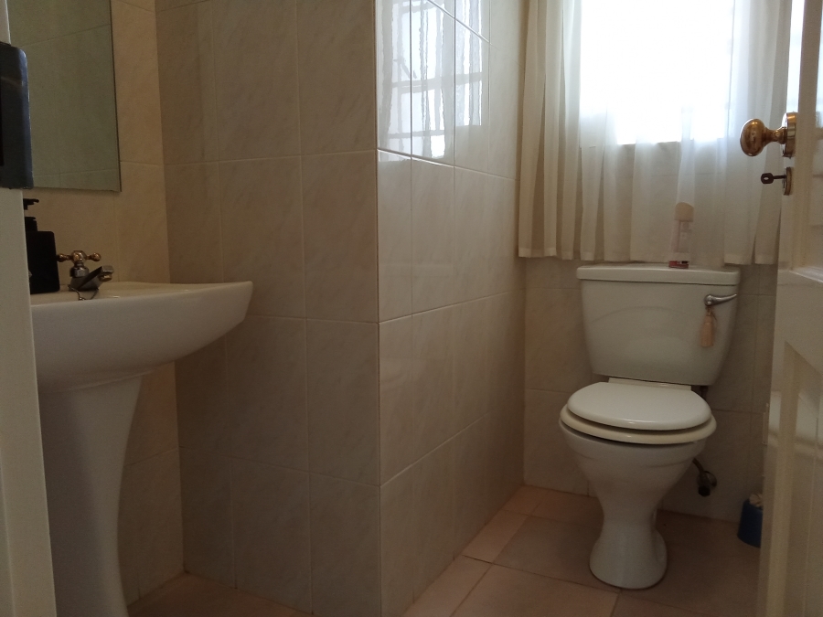 3 Bedroom Property for Sale in Roodekrans Gauteng