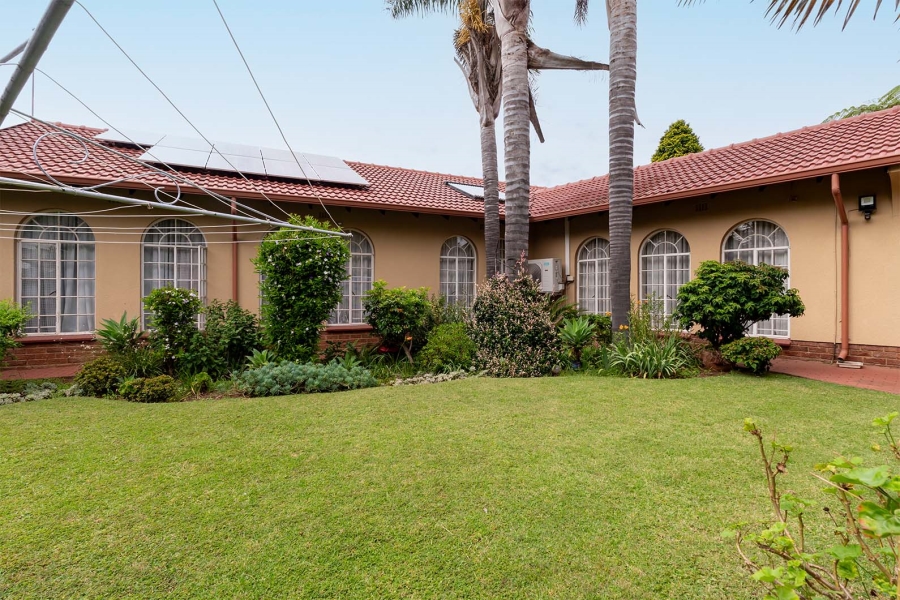 4 Bedroom Property for Sale in Bonaero Park Gauteng