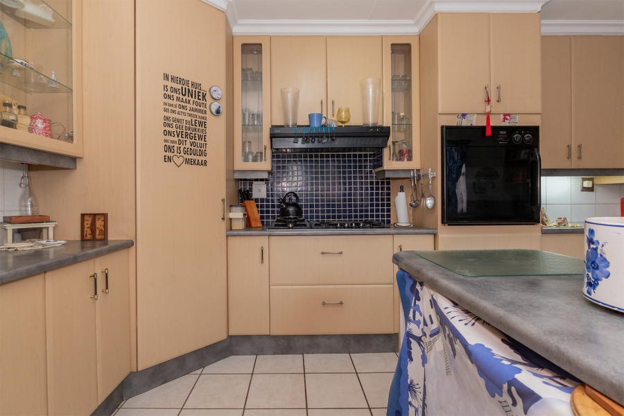 4 Bedroom Property for Sale in Bonaero Park Gauteng