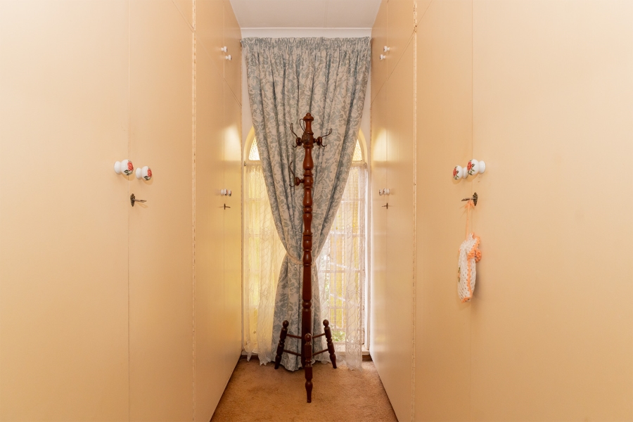 4 Bedroom Property for Sale in Bonaero Park Gauteng