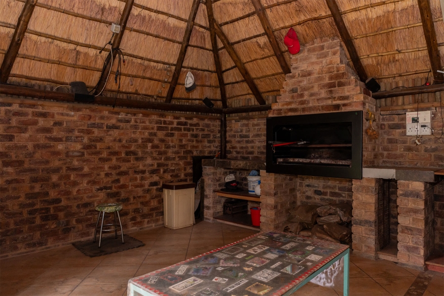 4 Bedroom Property for Sale in Bonaero Park Gauteng