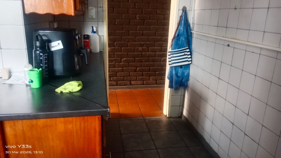 To Let 2 Bedroom Property for Rent in Sonland Park Gauteng