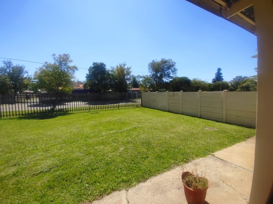 To Let 3 Bedroom Property for Rent in Sonland Park Gauteng