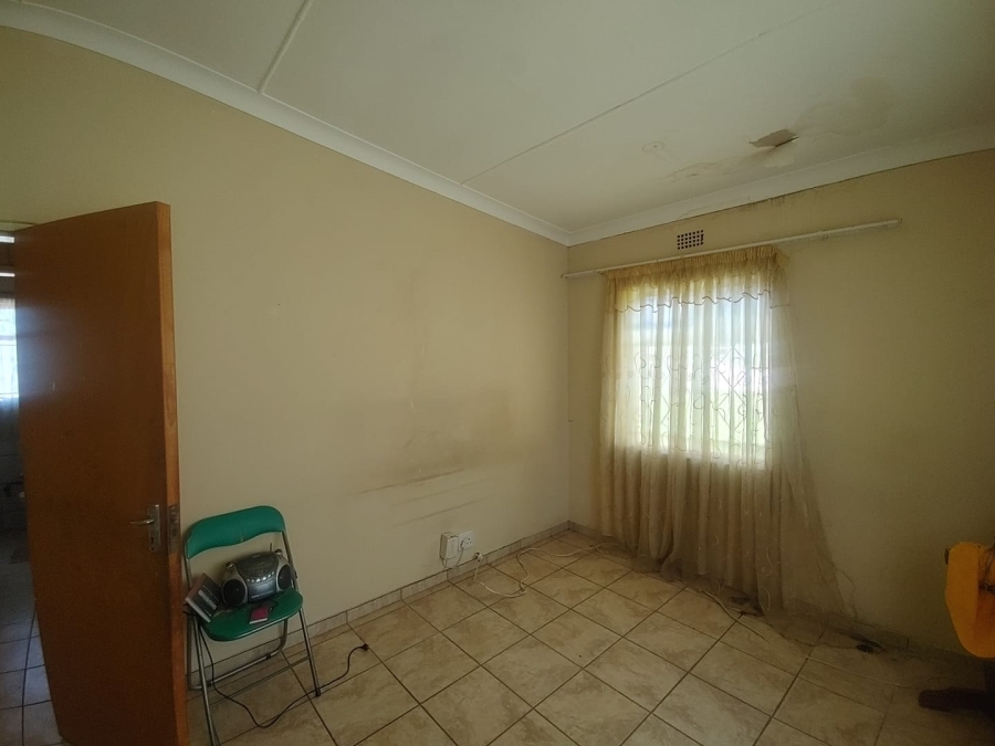 To Let 3 Bedroom Property for Rent in Sonland Park Gauteng
