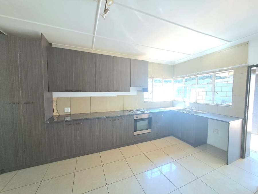 To Let 3 Bedroom Property for Rent in Arcon Park Gauteng