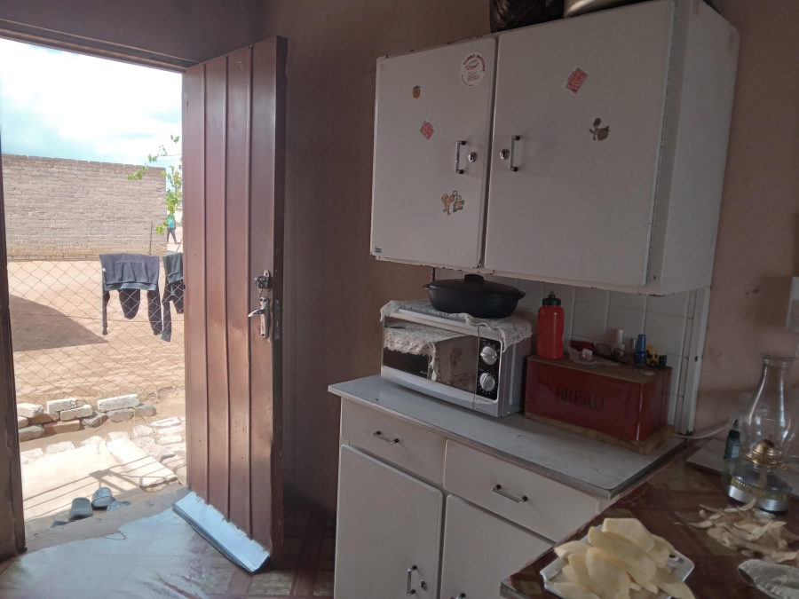 1 Bedroom Property for Sale in Zuurfontein Gauteng