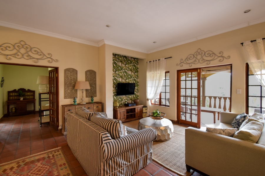7 Bedroom Property for Sale in Moreleta Park Gauteng
