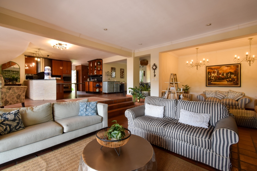 7 Bedroom Property for Sale in Moreleta Park Gauteng