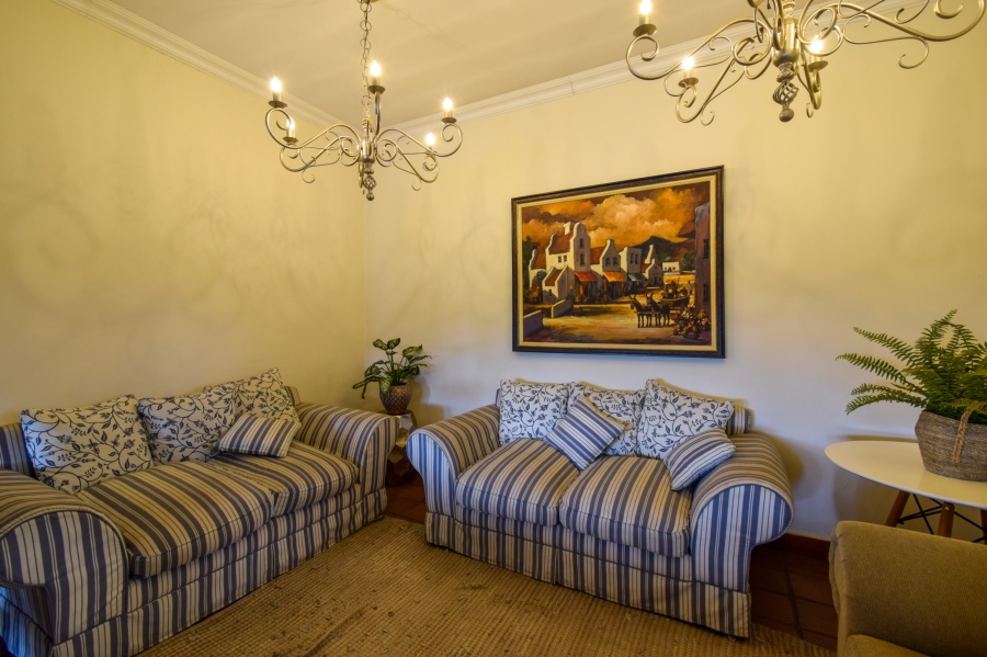 7 Bedroom Property for Sale in Moreleta Park Gauteng