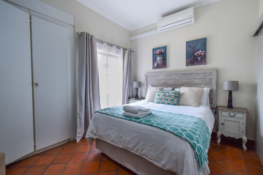 7 Bedroom Property for Sale in Moreleta Park Gauteng