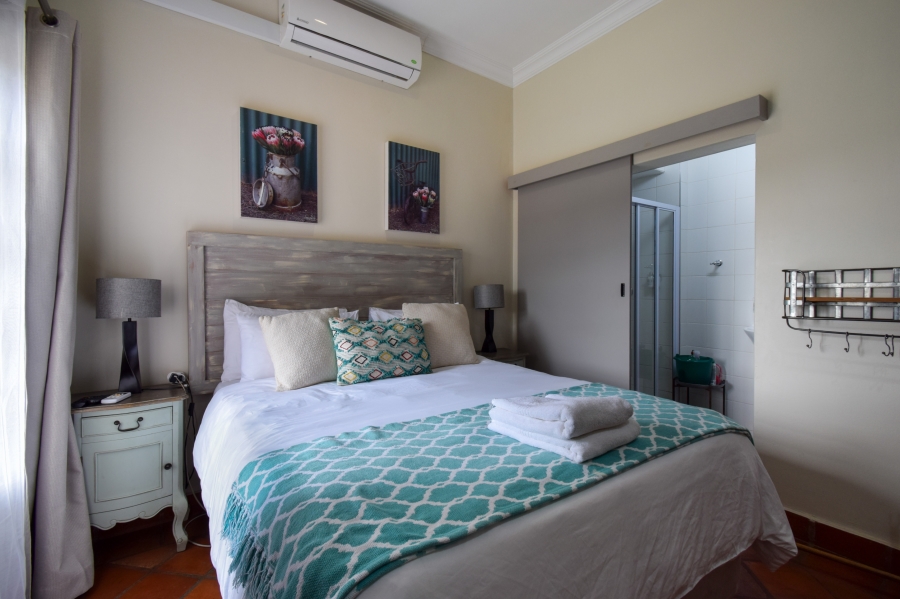 7 Bedroom Property for Sale in Moreleta Park Gauteng