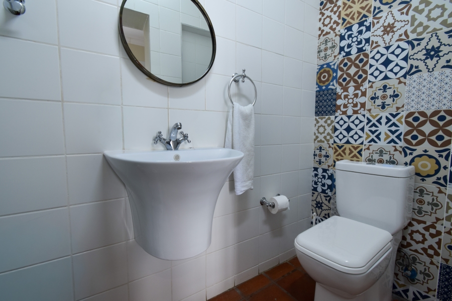 7 Bedroom Property for Sale in Moreleta Park Gauteng