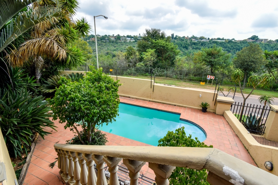 7 Bedroom Property for Sale in Moreleta Park Gauteng