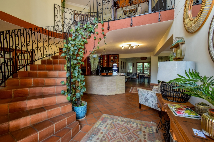 7 Bedroom Property for Sale in Moreleta Park Gauteng