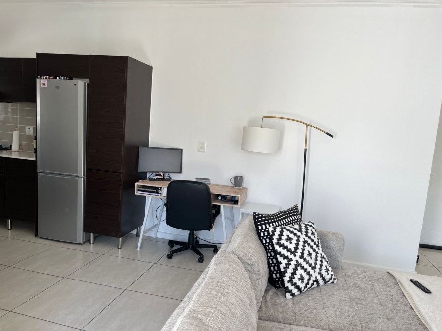 To Let 1 Bedroom Property for Rent in Greenstone Ridge Gauteng
