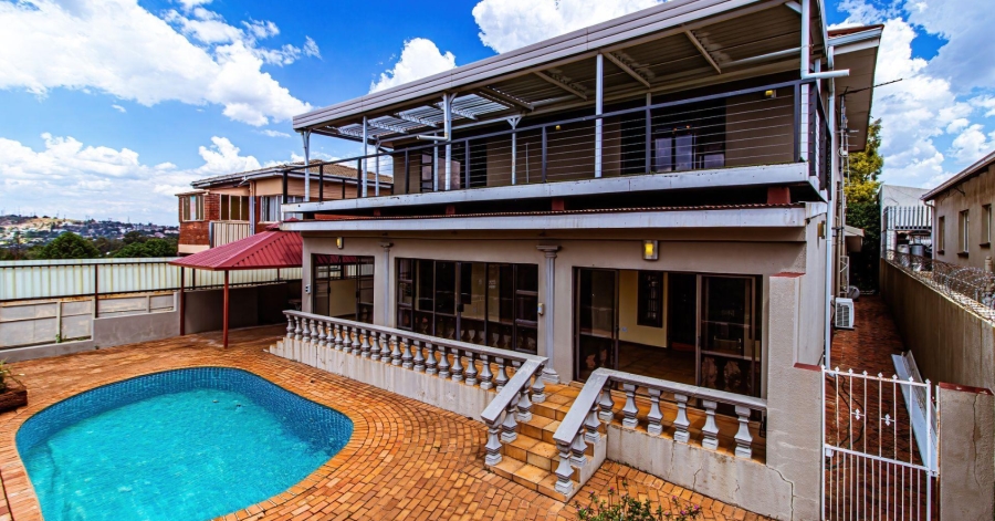 7 Bedroom Property for Sale in Kensington Gauteng