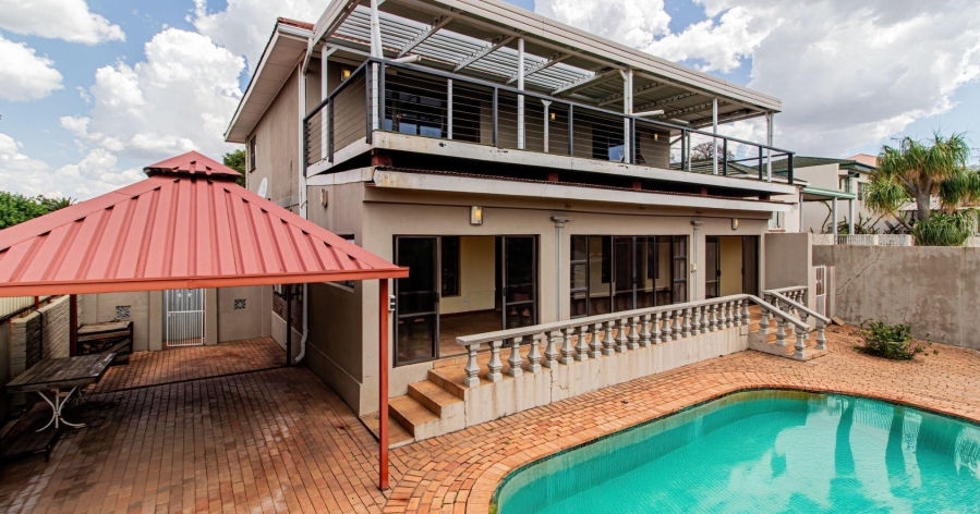7 Bedroom Property for Sale in Kensington Gauteng