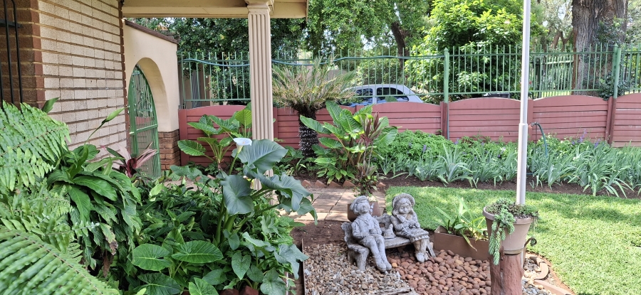 3 Bedroom Property for Sale in Sinoville Gauteng