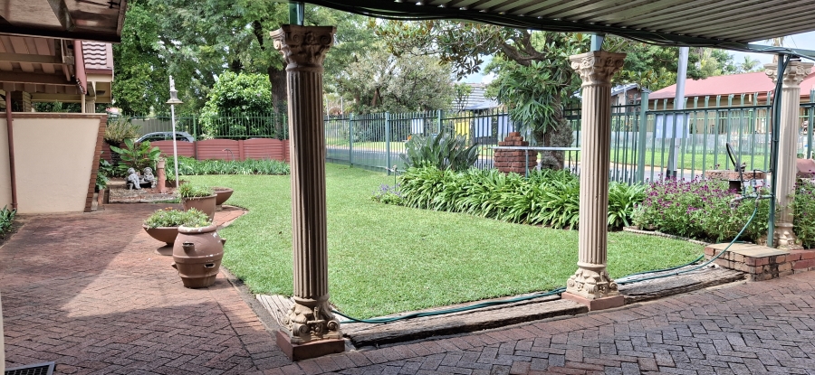 3 Bedroom Property for Sale in Sinoville Gauteng