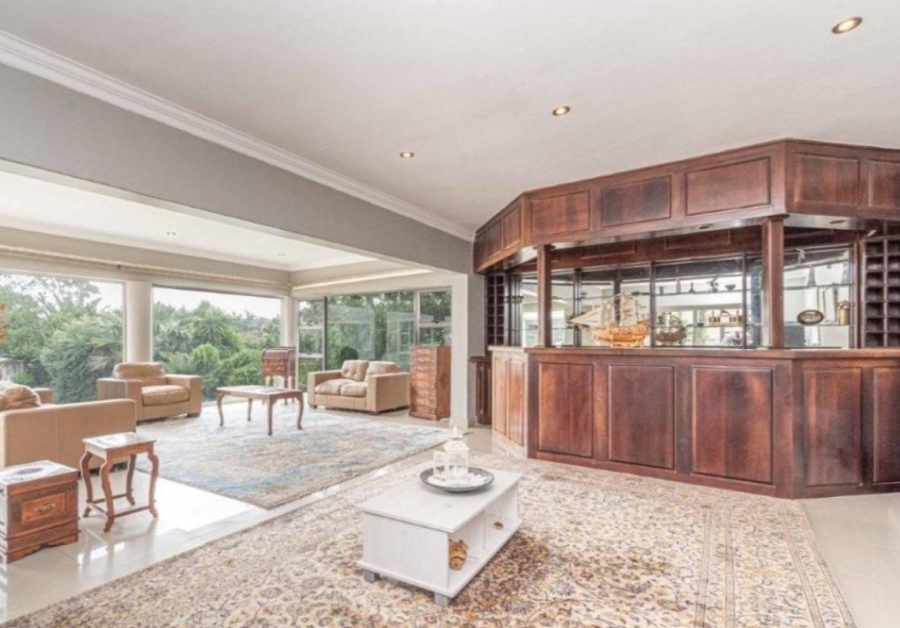 5 Bedroom Property for Sale in Mondeor Gauteng