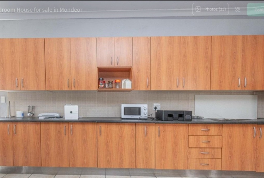 5 Bedroom Property for Sale in Mondeor Gauteng