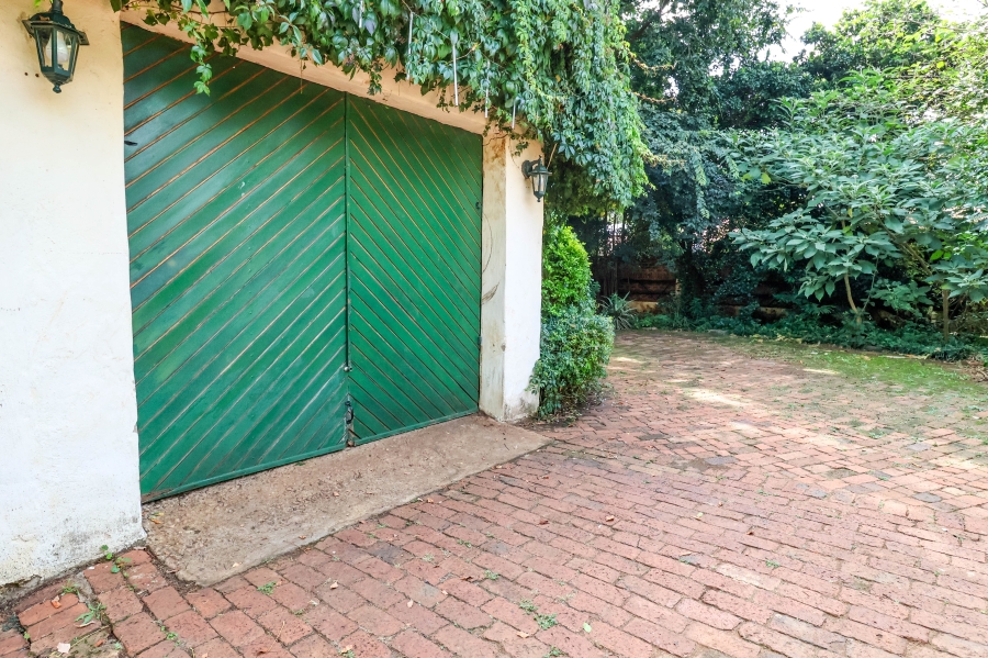 3 Bedroom Property for Sale in Rooihuiskraal North Gauteng