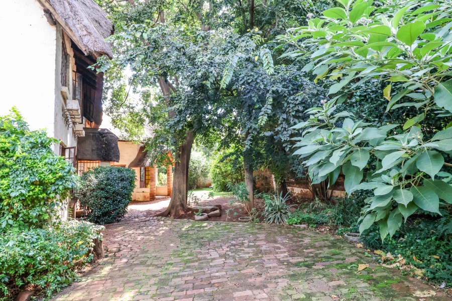 3 Bedroom Property for Sale in Rooihuiskraal North Gauteng