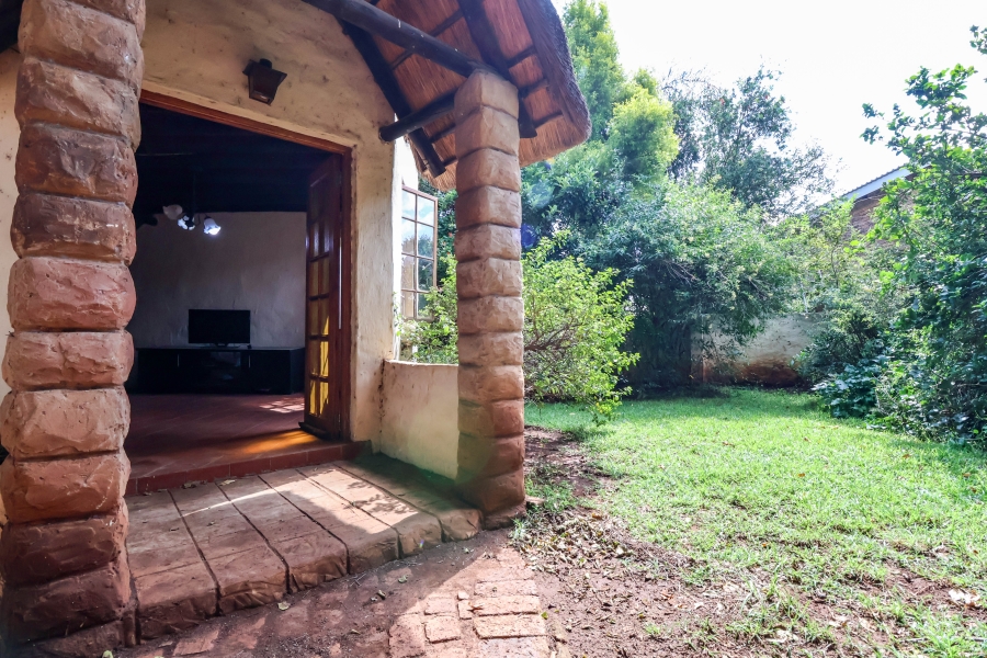 3 Bedroom Property for Sale in Rooihuiskraal North Gauteng