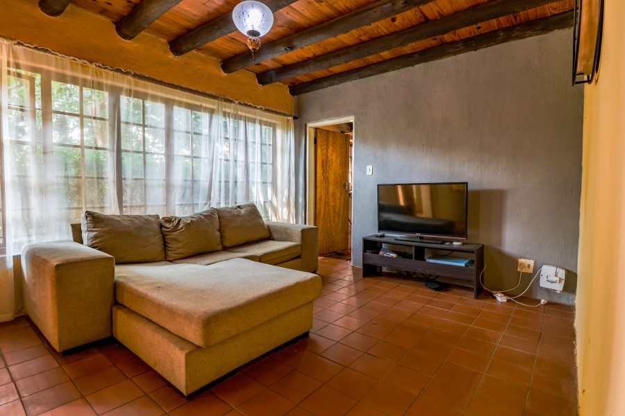 3 Bedroom Property for Sale in Rooihuiskraal North Gauteng