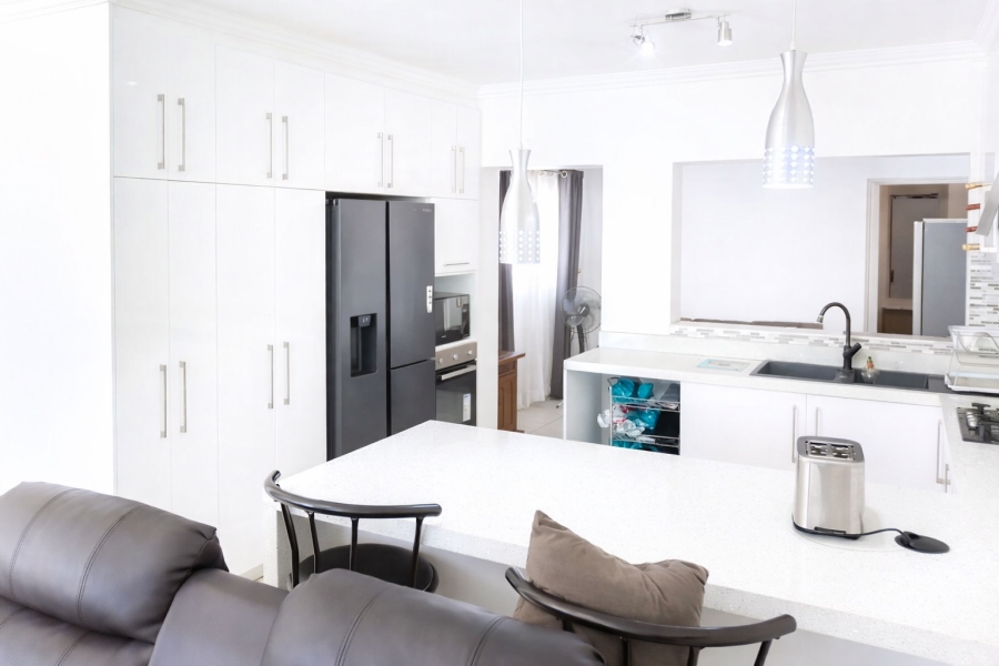 4 Bedroom Property for Sale in Buccleuch Gauteng