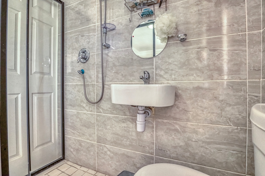 4 Bedroom Property for Sale in Buccleuch Gauteng