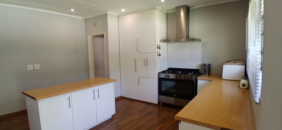 4 Bedroom Property for Sale in Brackenhurst Gauteng