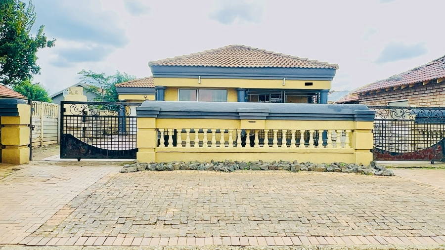 2 Bedroom Property for Sale in New Payneville Gauteng