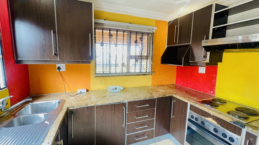 2 Bedroom Property for Sale in New Payneville Gauteng