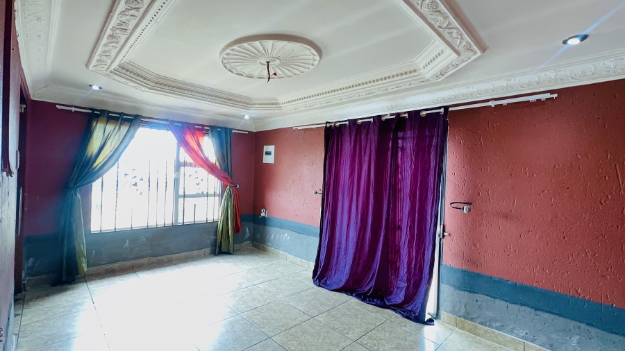 2 Bedroom Property for Sale in New Payneville Gauteng