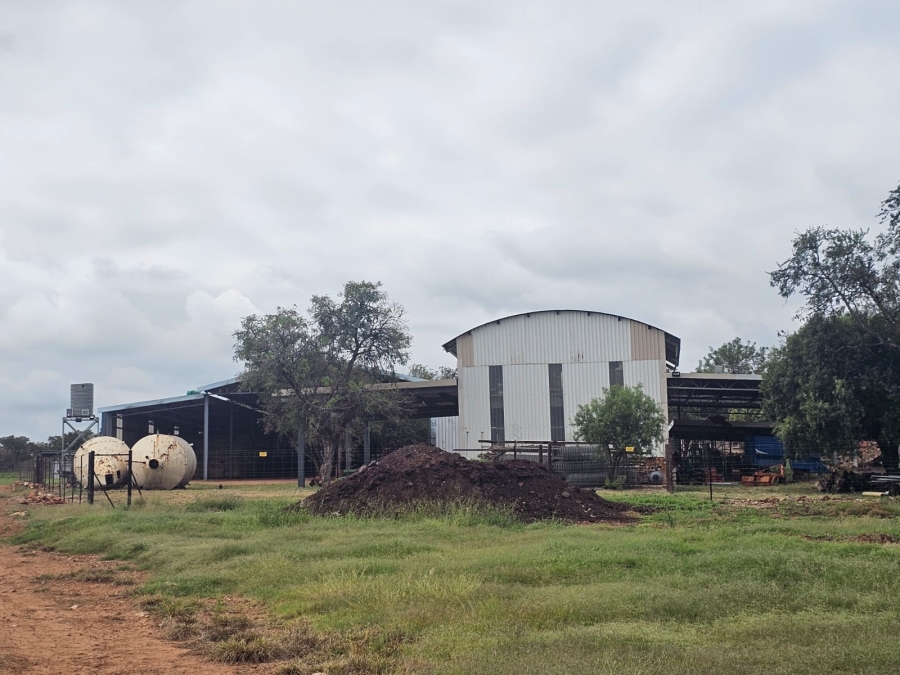 Commercial Property for Sale in Byenespoort Gauteng