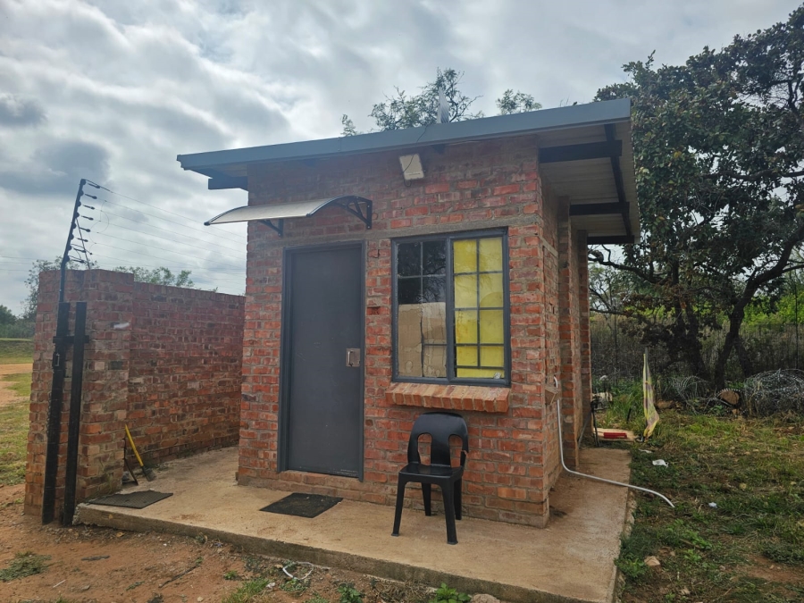 Commercial Property for Sale in Byenespoort Gauteng