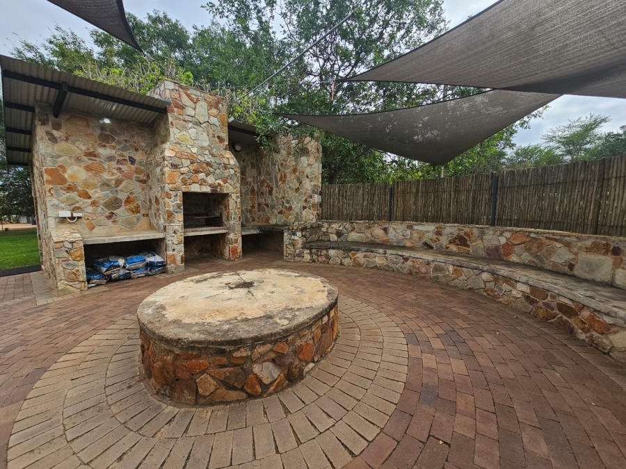 Commercial Property for Sale in Byenespoort Gauteng