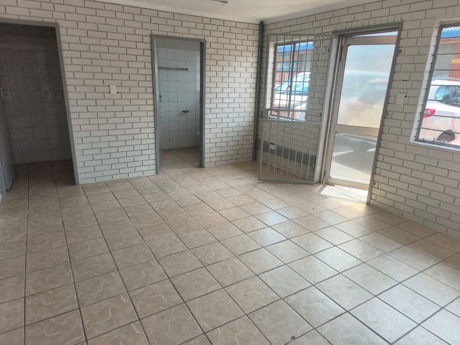 To Let commercial Property for Rent in Hennopspark Gauteng