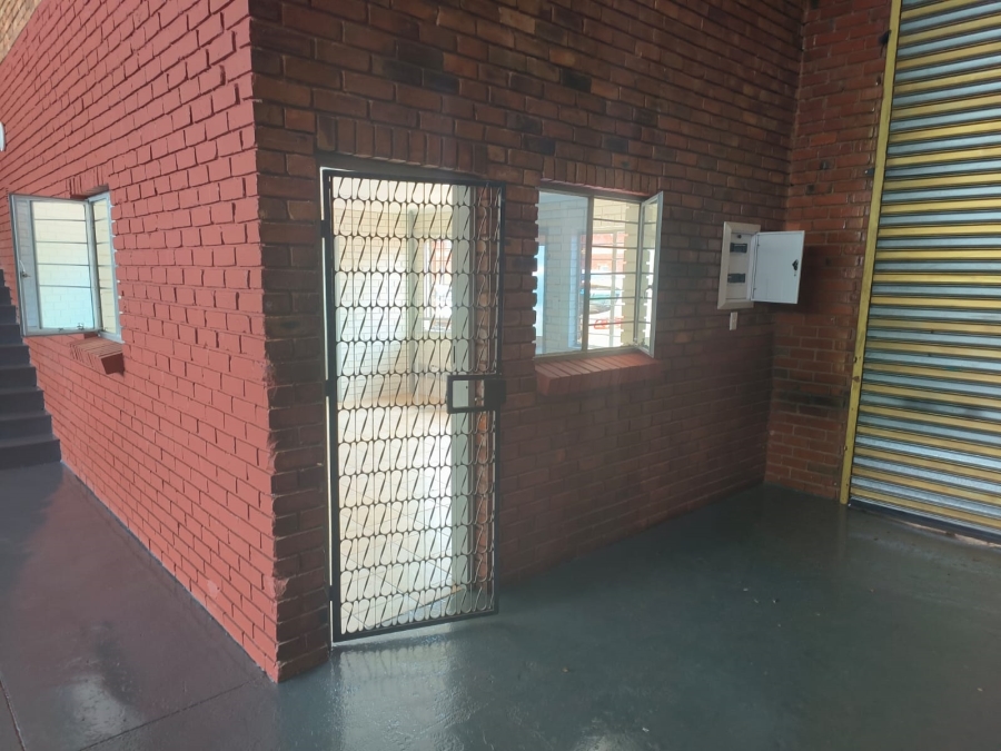 To Let commercial Property for Rent in Hennopspark Gauteng
