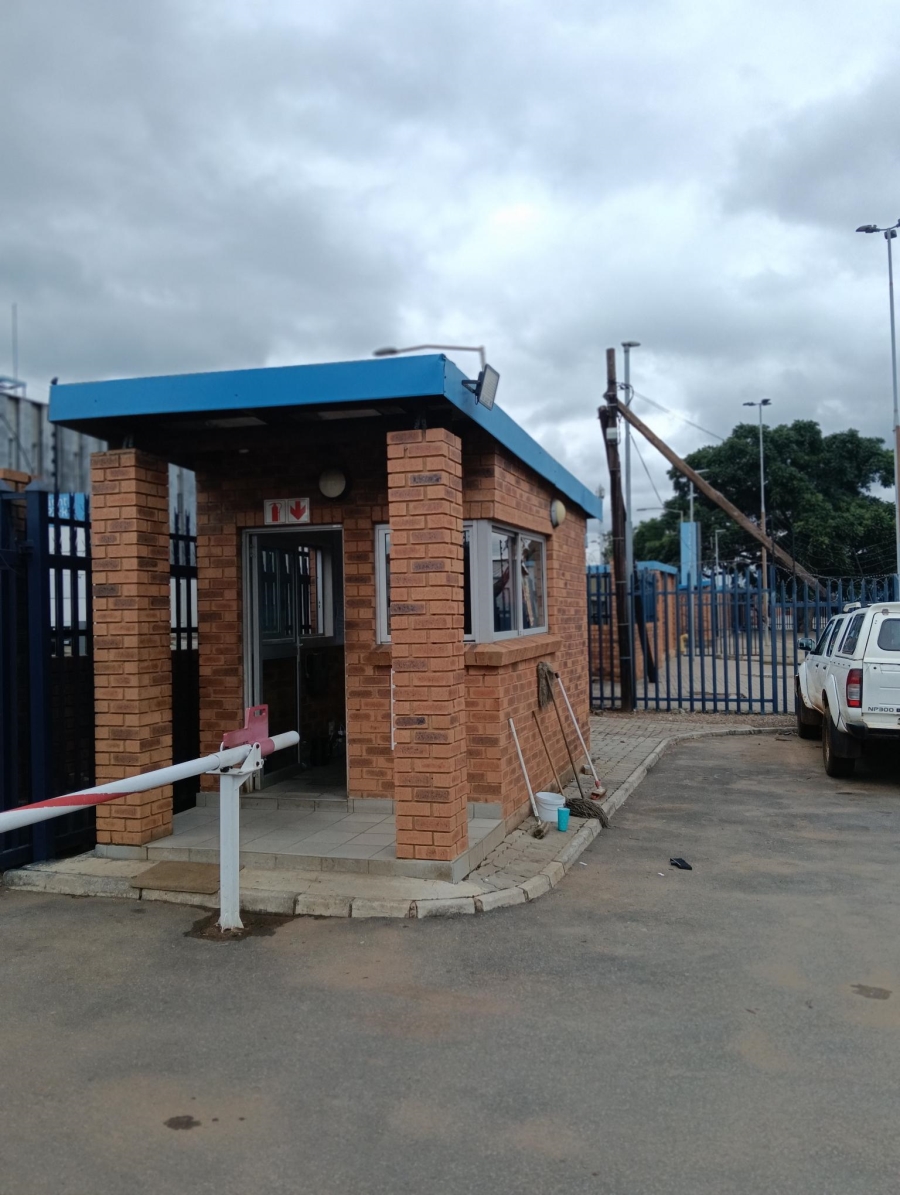 To Let Commercial Property for Rent in Silverton Gauteng